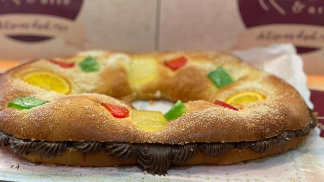 Rosco de Reyes relleno de nutella de Harina y Arte.