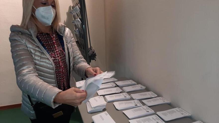 Votació dels candidats gironins a les eleccions catalanes del 14-F