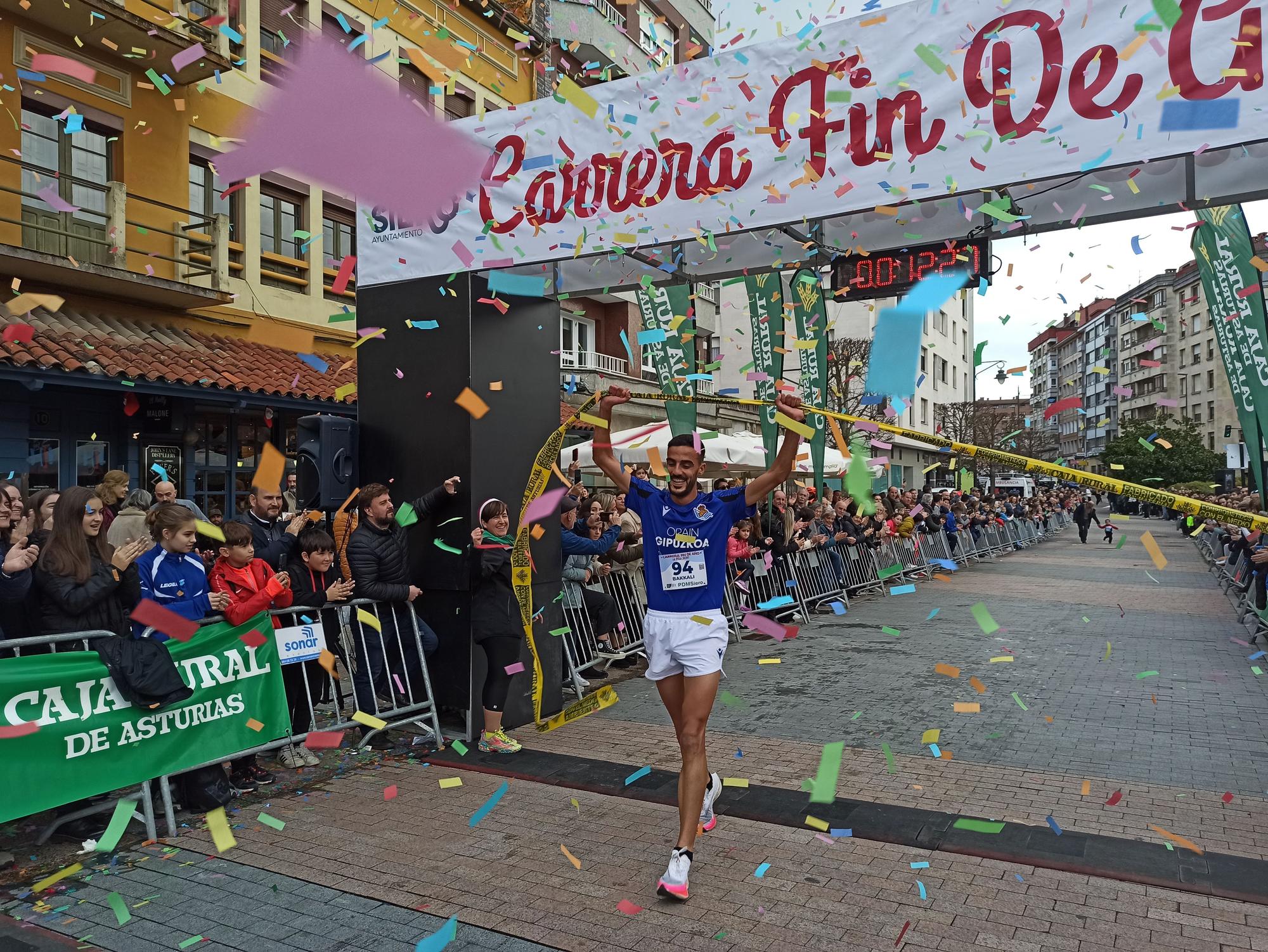 Casi 1.500 participantes disputan la carrera de Fin de Año de Pola de Siero