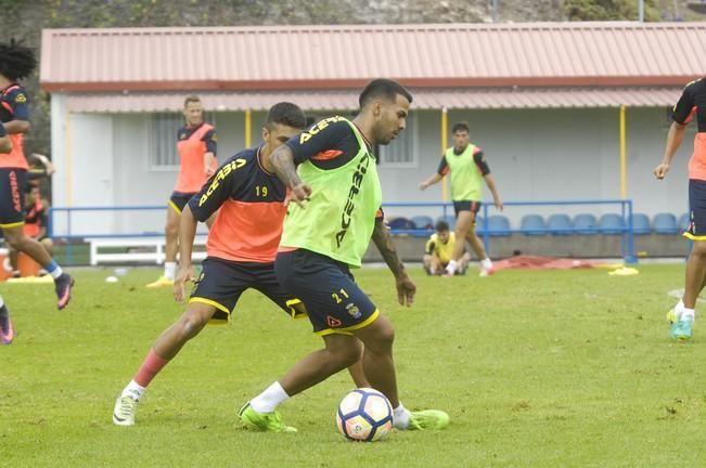 ENTRENAMIENTO DE LA UD LAS PALMAS EN BARRANCO ...