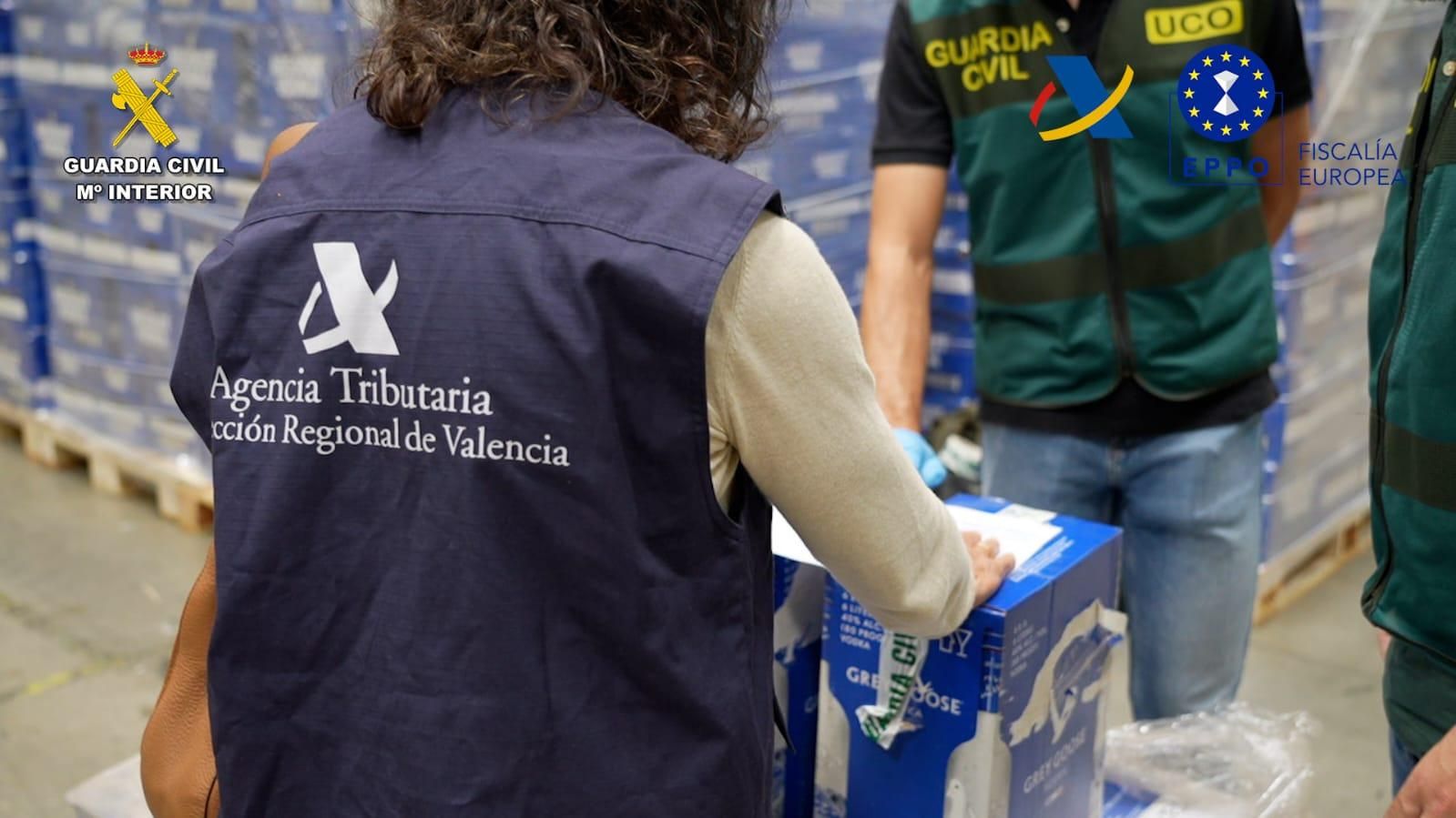 El empresario detenido en Santiago está acusado de pertenecer a una organización criminal que defraudó 69 millones de euros con negocios de bebidas alcohólicas