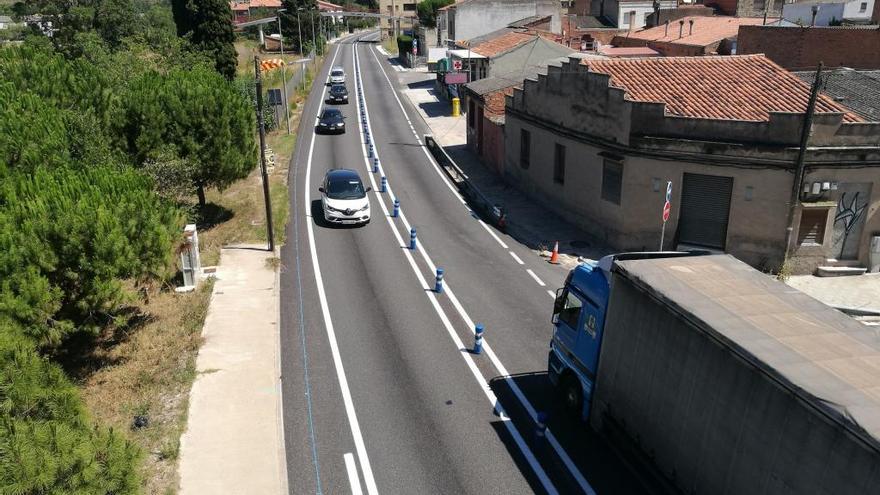 Tram de la C-55 al seu pas pel nucli urbà de Castellgalí