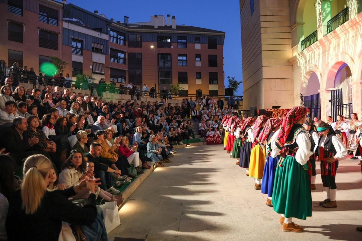 La Merced se llenaba para contemplar la muestra folklórica.