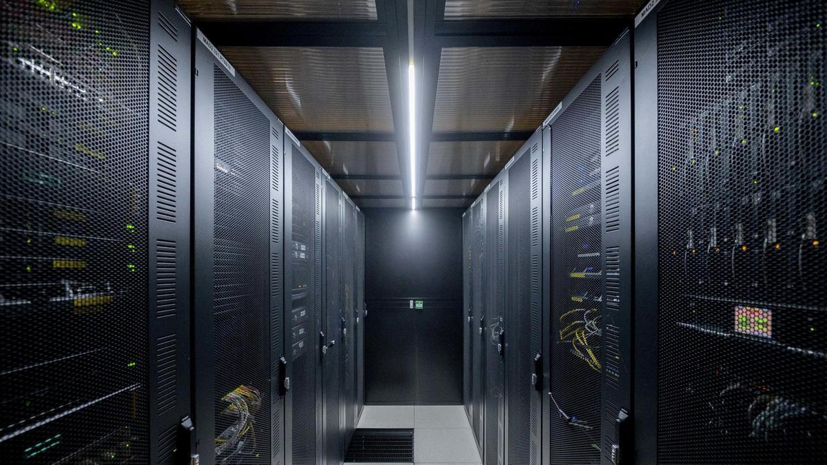 CENTROS DE DATOS | El Gobierno lanza una criba masiva de centros de datos imponiendo más exigencias verdes y de seguridad digital