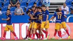 El Andorra venció en su debut liguero