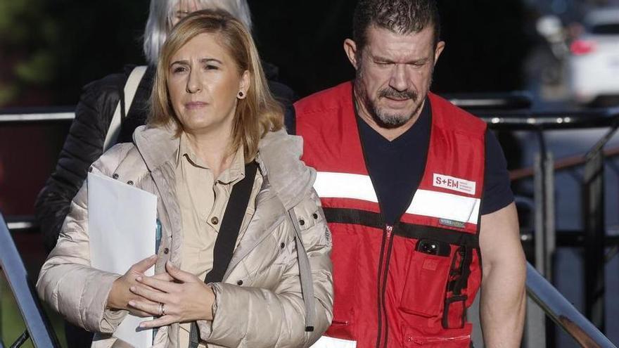 Pradas y Argüeso a la salida de una reunión del Cecopi en los días posteriores a la dana.