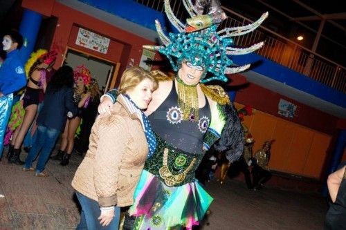 Octavo encuentro de murgas en la plaza del pueblo de la Isleta