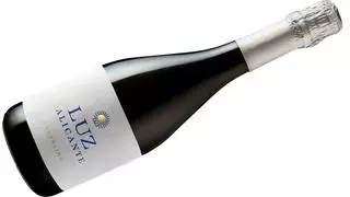 Las Virtudes presenta el espumoso Luz de Alicante