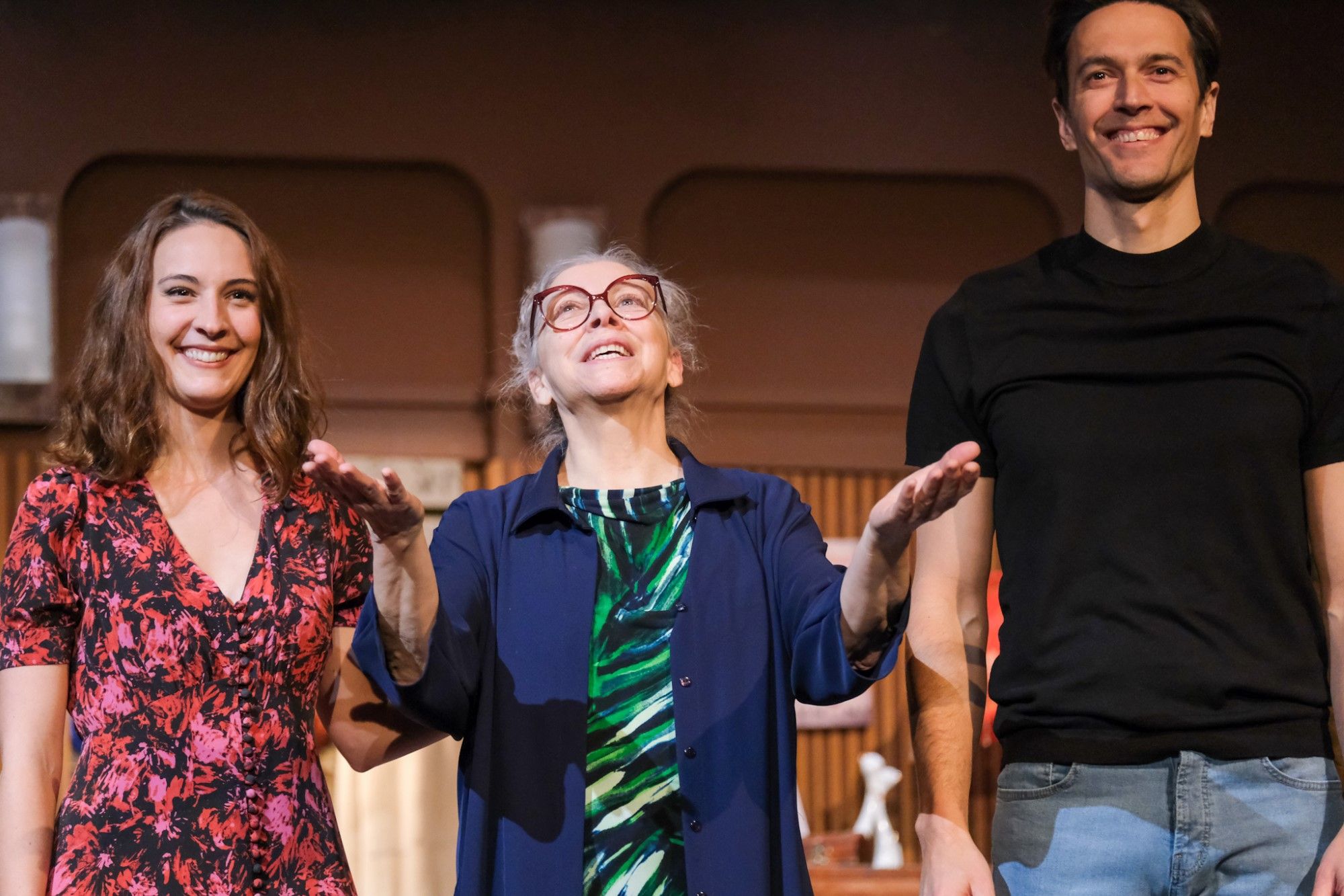 Kiti Mánver recibe el premio del Festival de Teatro en el Cervantes