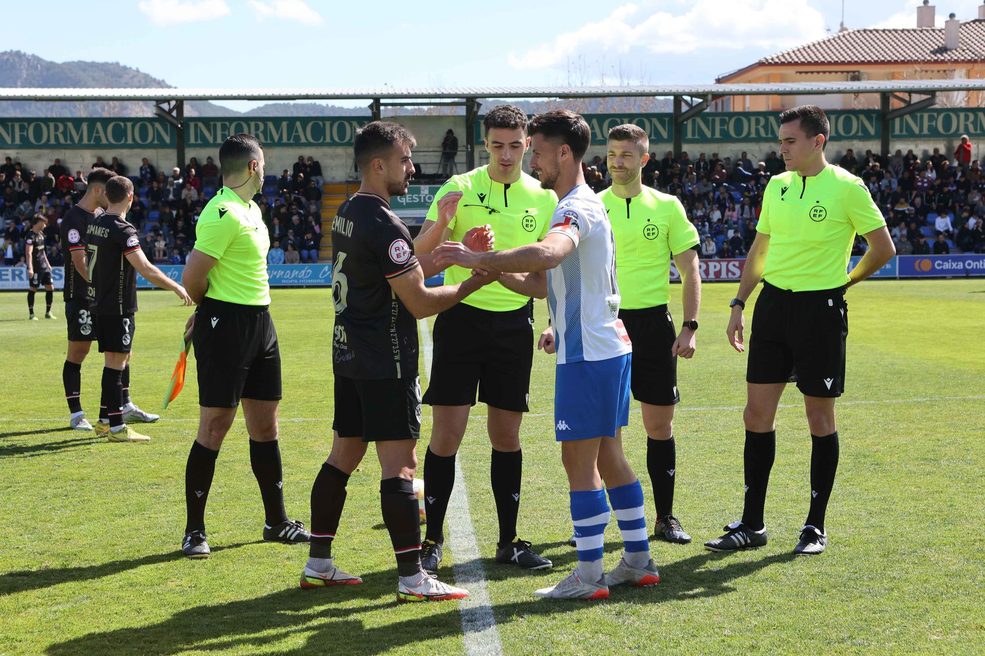 El Alcoyano se aleja del peligro (2-0)