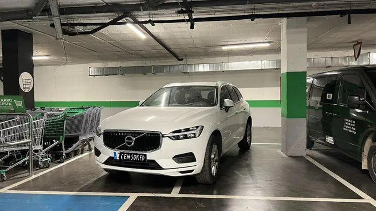 Seguro que cometes al menos uno de estos errores al aparcar: consejos para evitarlos