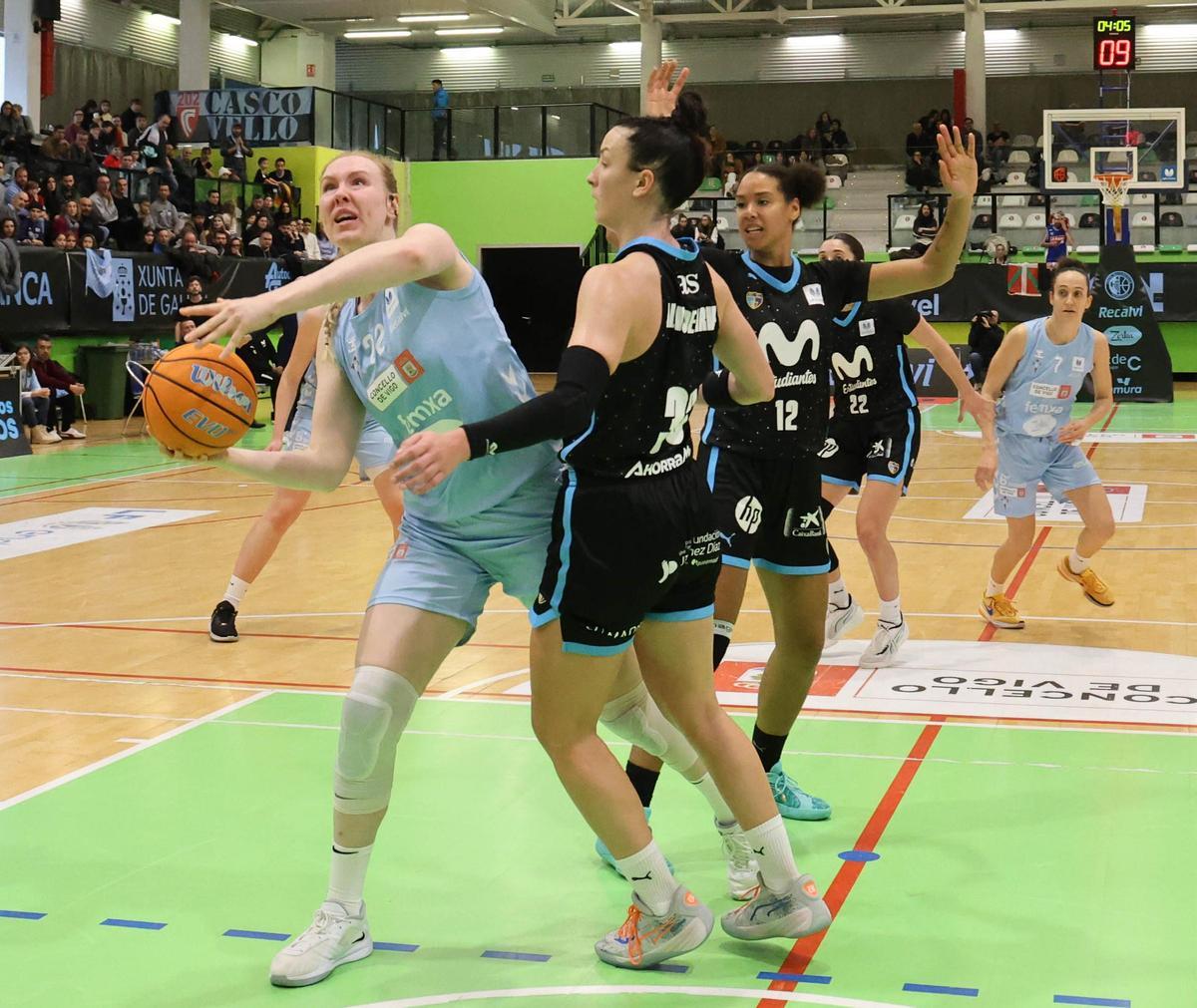 Quinn Dornstauder, ante el Estudiantes.