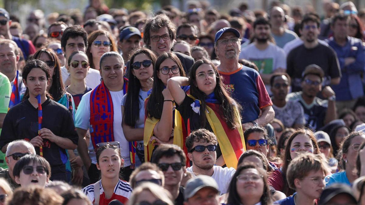 Ambiente en Barcelona por la  final de la Champions femenina Barça-Arsenal