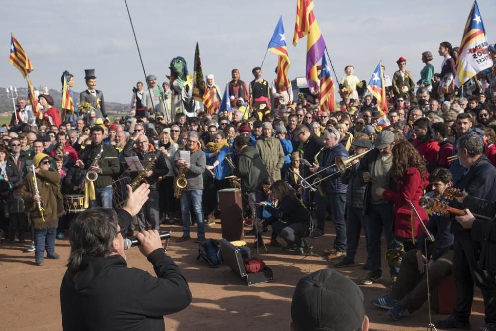 Trobada de colles geganteres a Lledoners