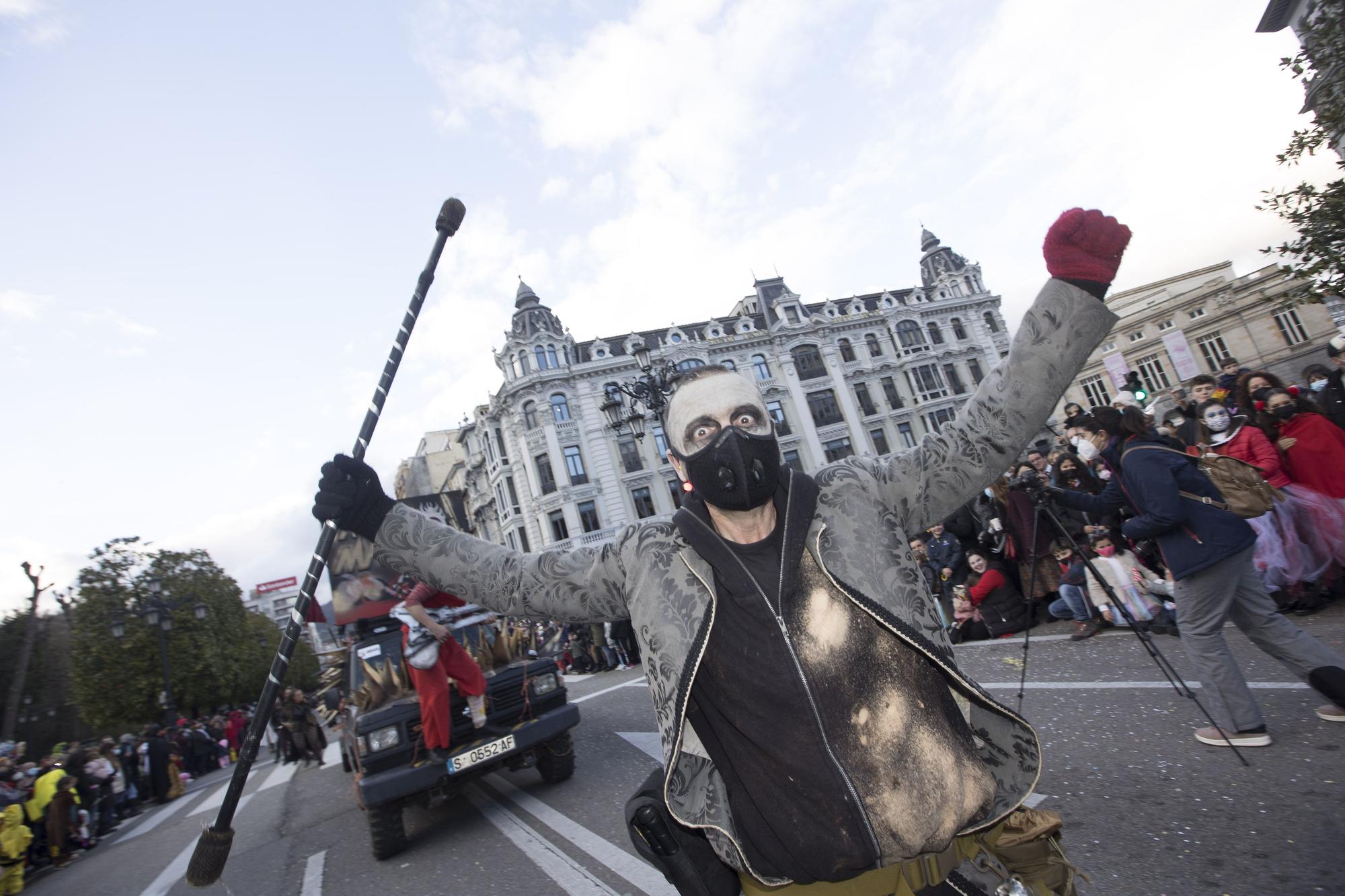 Galería de fotos: Así fue el gran desfile del carnaval en Oviedo