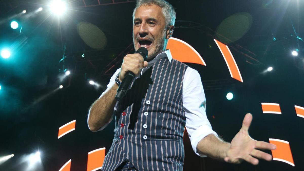 Sergio Dalma derrocha energía y talento en el Teatro de la Axerquía