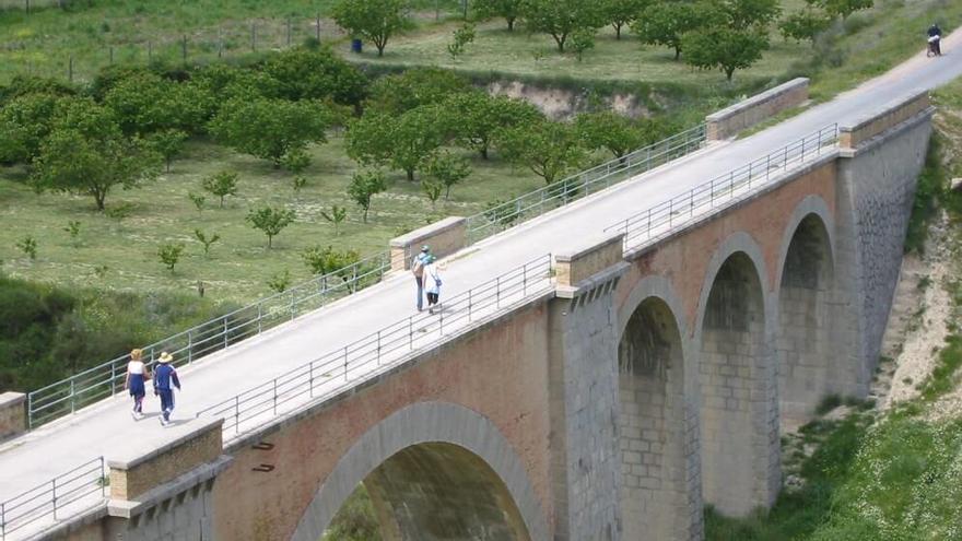 Puente en la Vía Verde, en una foto de archivo.