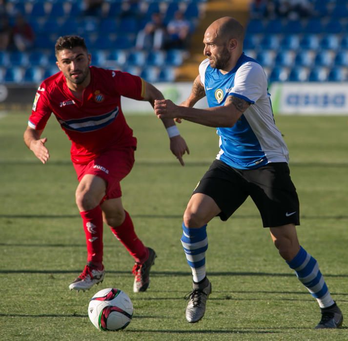 Dos goles de Chechu y una genial asistencia de Javi desatascan a un Hércules que vuelve a la promoción