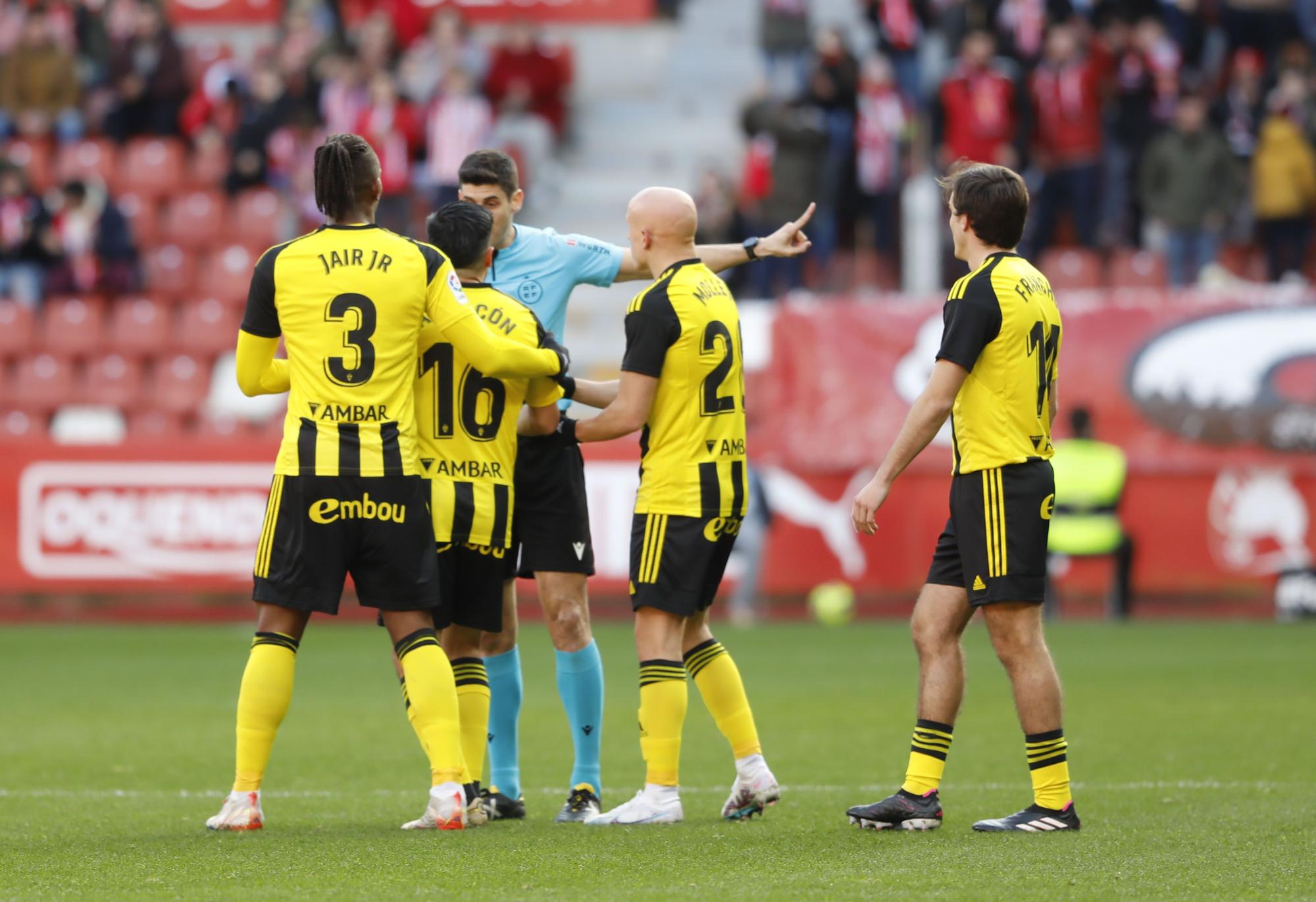 EN IMÁGENES: El encuentro entre el Sporting y el Real Zaragoza