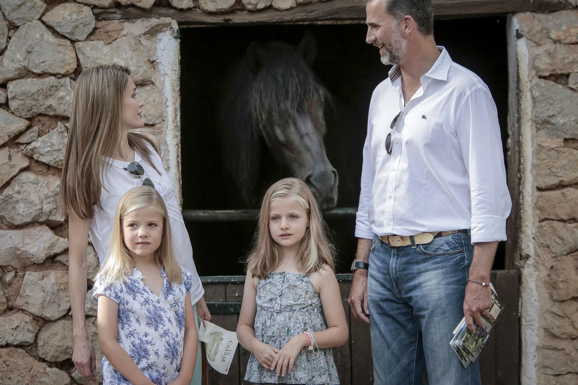 El álbum de Leonor antes de la jura de bandera