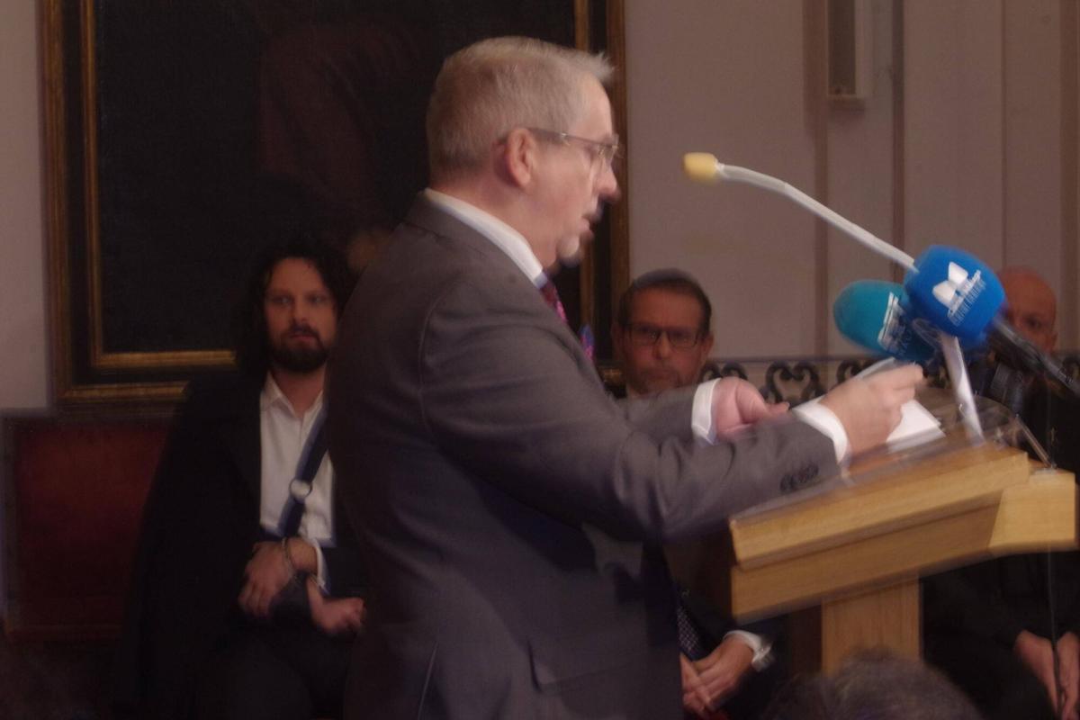 Nombramiento de José Martín España e Ignacio A. Castillo como pintor del cartel y pregonero, respectivamente, de la Semana Santa 2026