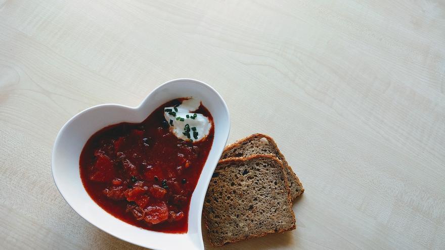 Sopa de remolacha: el caldo ideal para cuidarte y perder peso al mismo tiempo