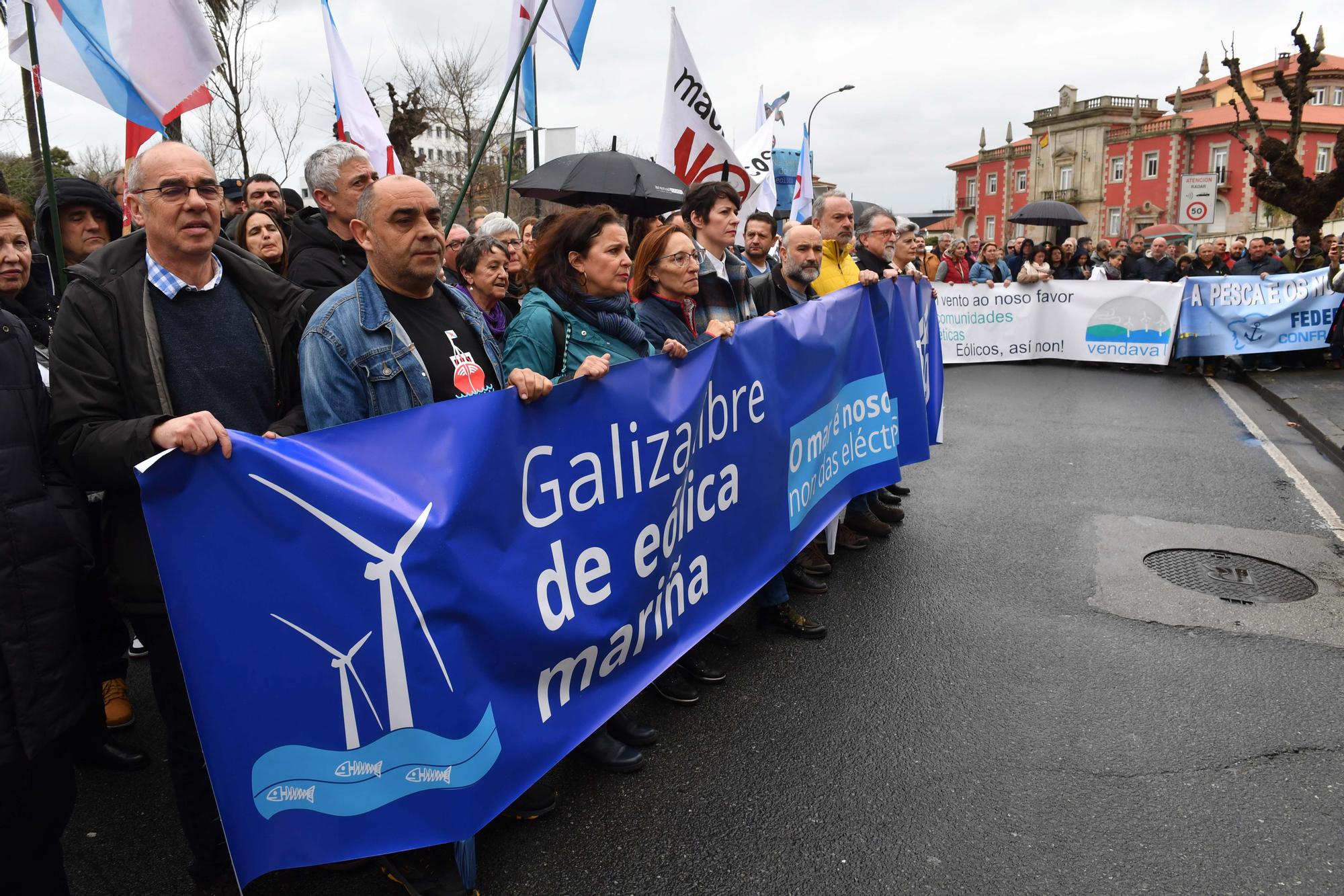 Concentración en la Delegación del Gobierno de la Cofradía de Pescadores en defensa de la pesca y los ecosistemas marinos