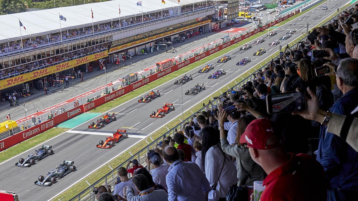 Pla general del Circuit de Barcelona - Catalunya de Montmeló durant una edició del Gran Premi d'Espanya de Fórmula 1