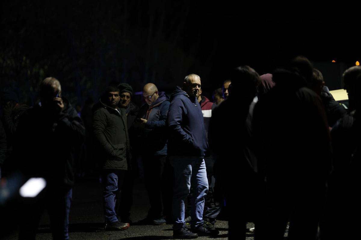 El rescate de dos mineros tras el derrumbe de una mina, en imágenes