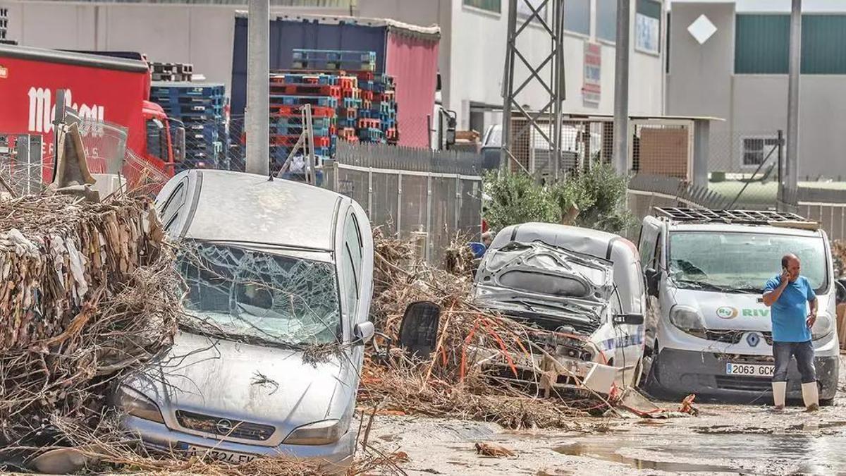 Destrozos en el polígono Puente Alto por las lluvias torrenciales de la DANA de 2019, lo que hizo que se descartara su ampliación y se optara por la creación de un parque empresarial en otra zona del municipio