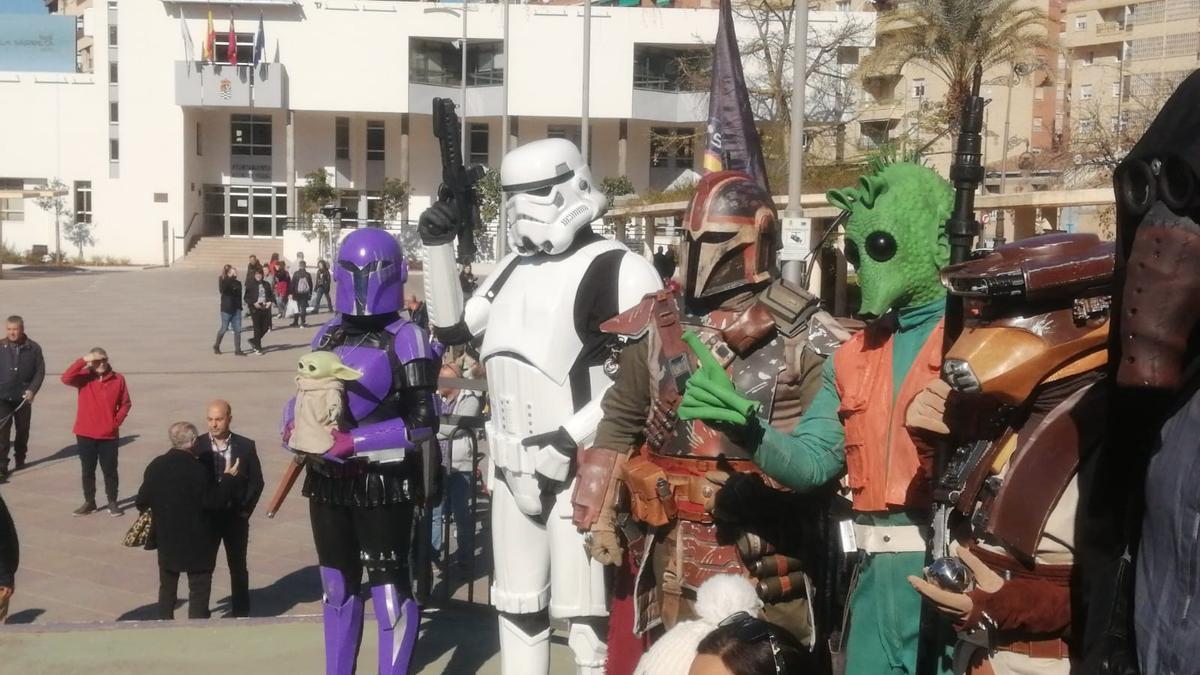 El photocall solidario se ha instalado en la Plaza de España de Molina de Segura.