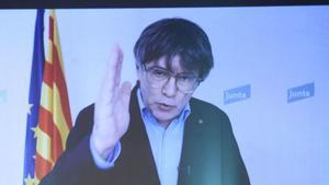 Puigdemont critica que Illa se’n vagi a Madrid "quan col·lapsen els trens"