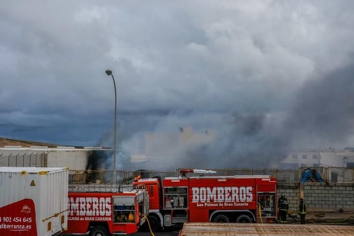 Las Palmas de Gran Canaria. Incendio en Las Torres.  | 19/11/2019 | Fotógrafo: José Carlos Guerra