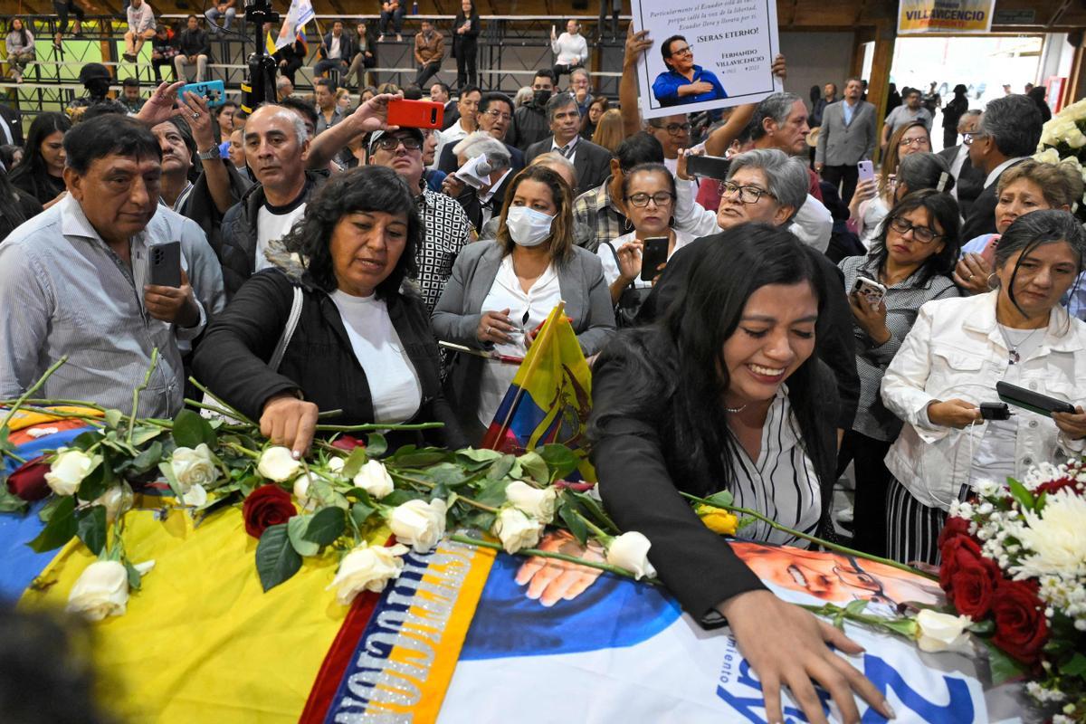 Quito despide al candidato asesinado Fernando Villavicencio