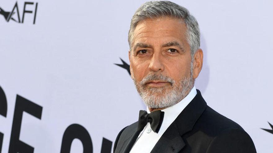 George Clooney sufre un accidente de moto en Cerdeña