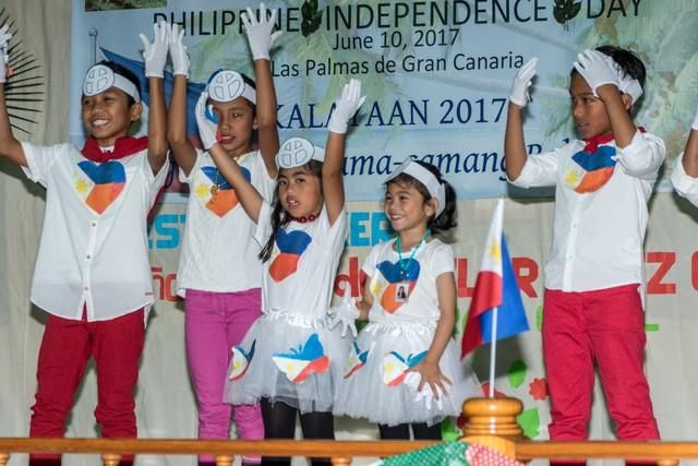 La comunidad filipina conmemora el 119 aniversario de la independencia de su país