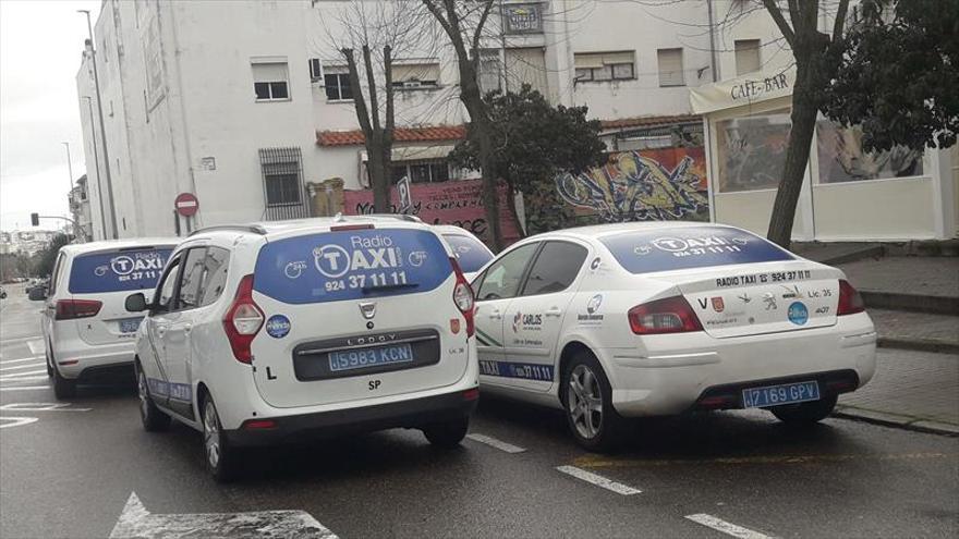 Placas azules contra el intrusismo