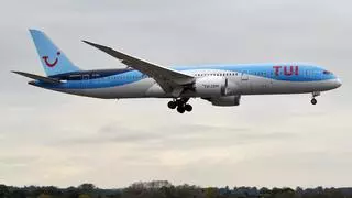 TUI Airways aterriza en Santiago: la aerolínea británica volará a Londres tres veces por semana a partir de marzo