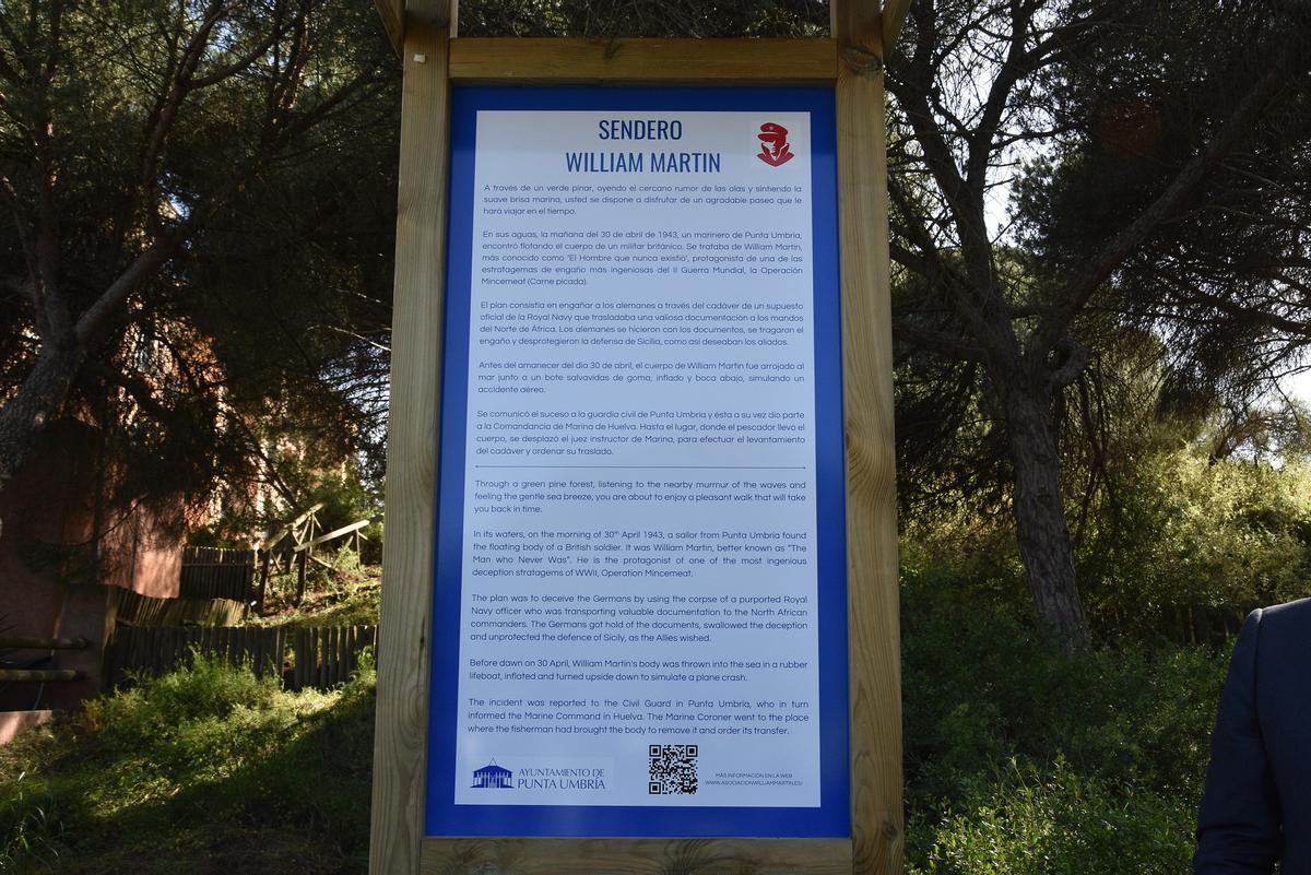 Panel informativo en el sendero 'William Martin' de Punta Umbría.
