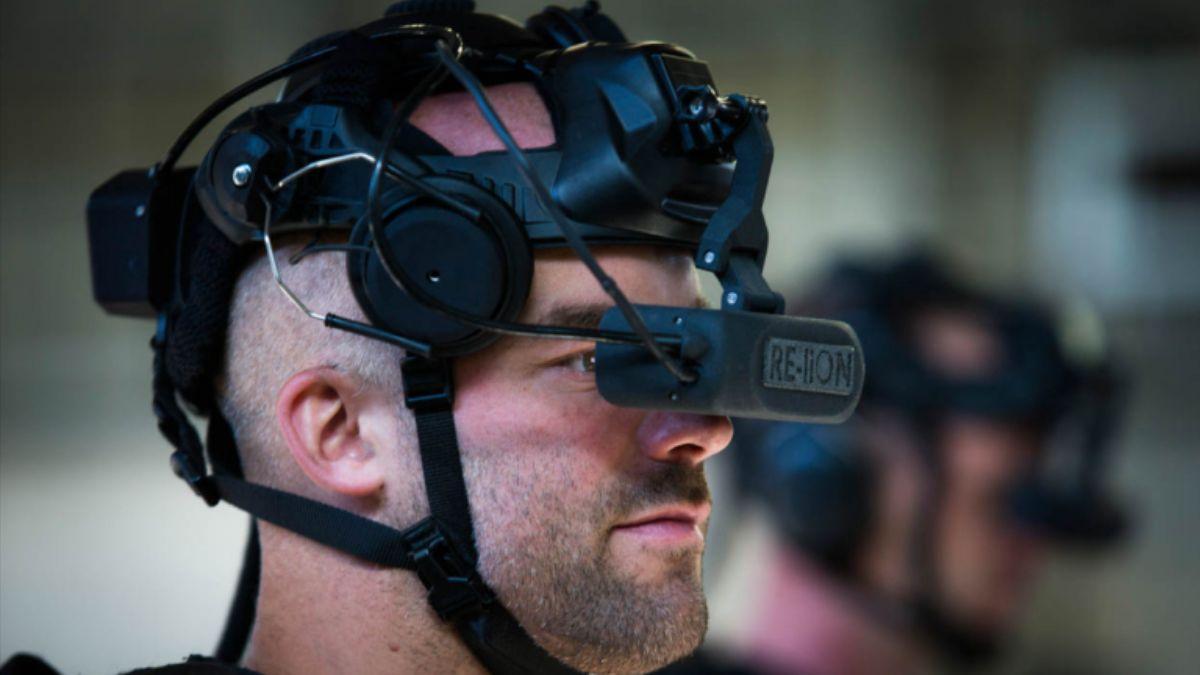 Un sistema de IA interpreta señales cerebrales para hacer el entrenamiento de vuelo más exigente o más simple.