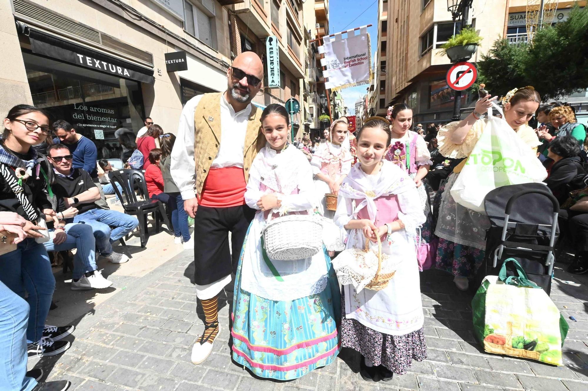 Galería de imágenes: El Pregó Infantil llena las calles de color e ilusión