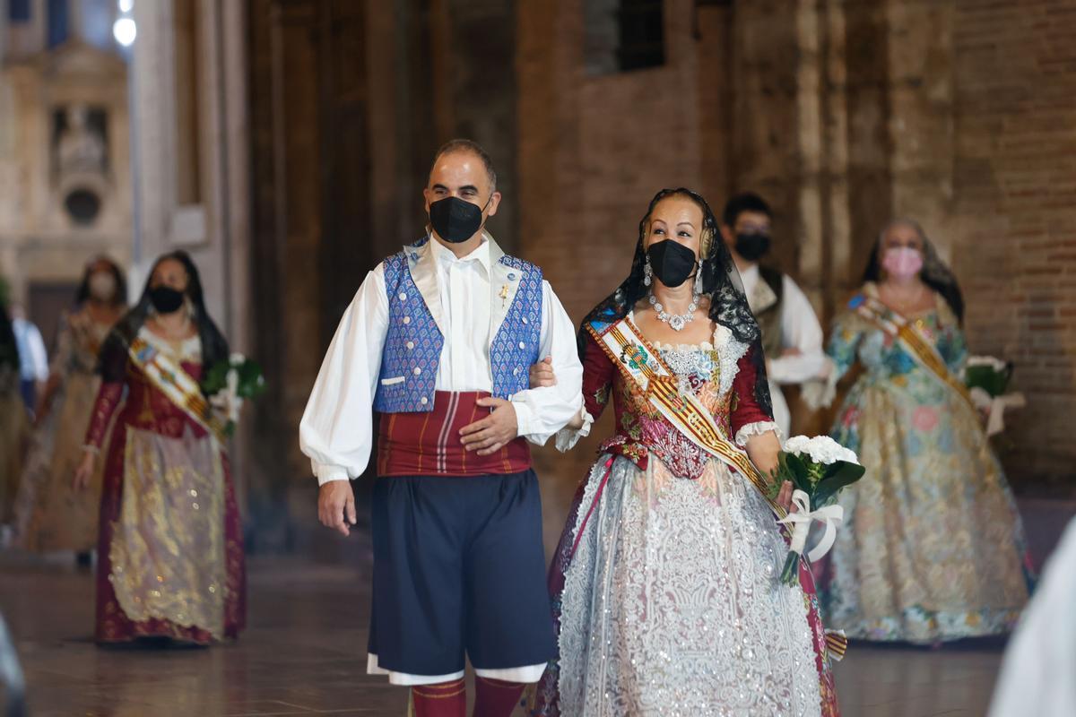 Búscate en el primer día de Ofrenda por las calles del Mar y Avellanas entre las 22:00 y 23:00 horas Búscate en el primer día de Ofrenda por las calles del Mar y Avellanas entre las 22:00 y 23:00 horas