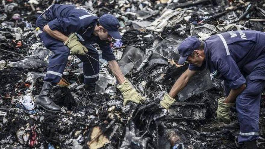 Holanda acusa a varios ciudadanos rusos por el derribo del avión malasio en Ucrania