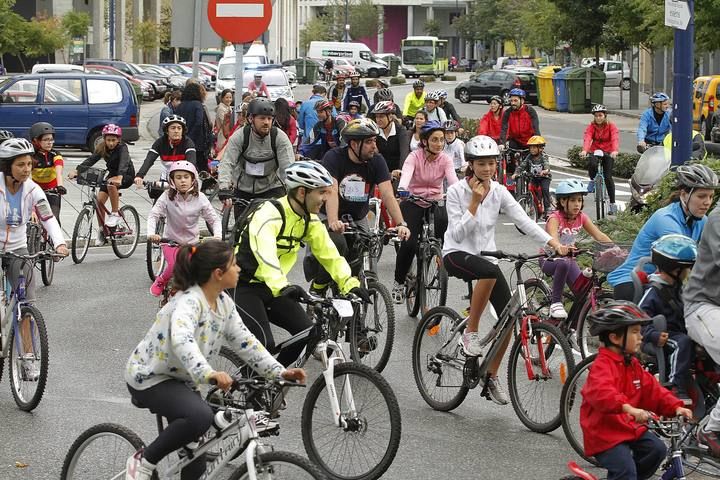 El &#039;Tour de Navia&#039;, una década sobre ruedas