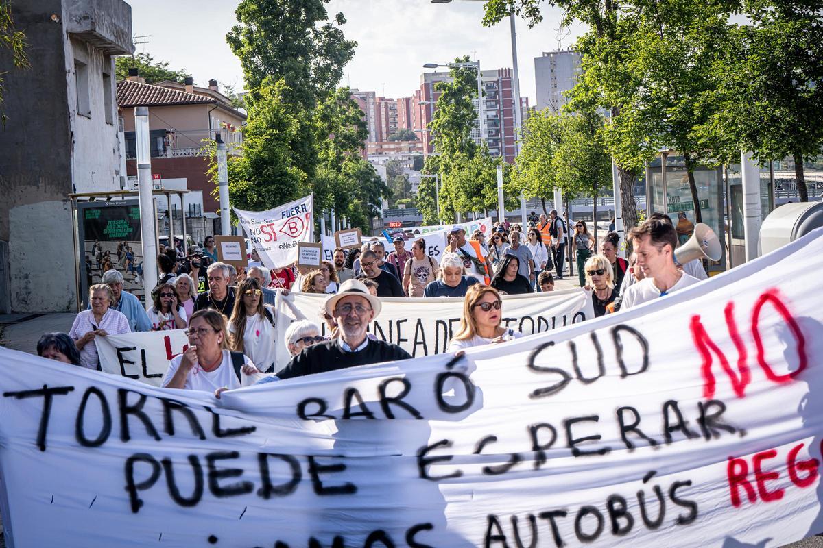 Vecinos de Torre Baró retoman la lucha de El 47 y exigen acabar con los retrasos del bus a demanda