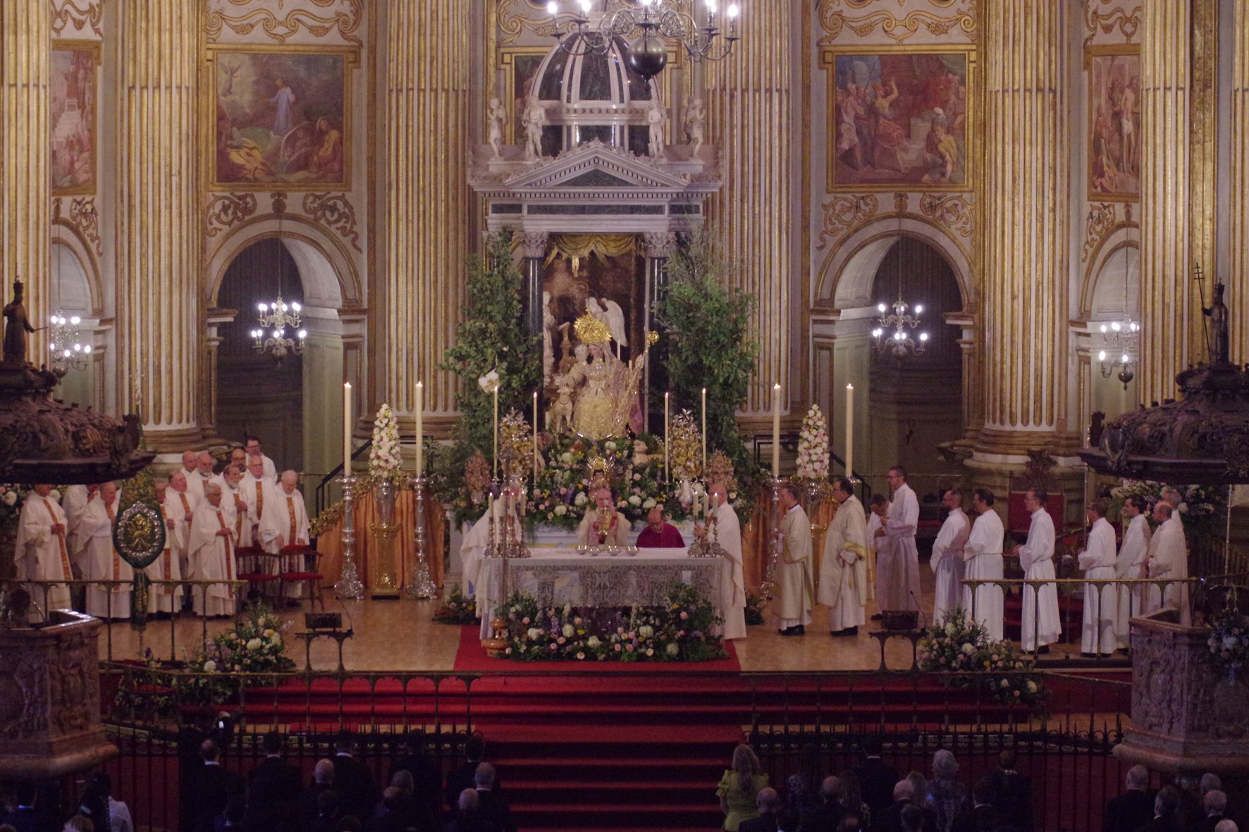 Coronación Canónica de la Divina Pastora en la Catedral de Málaga