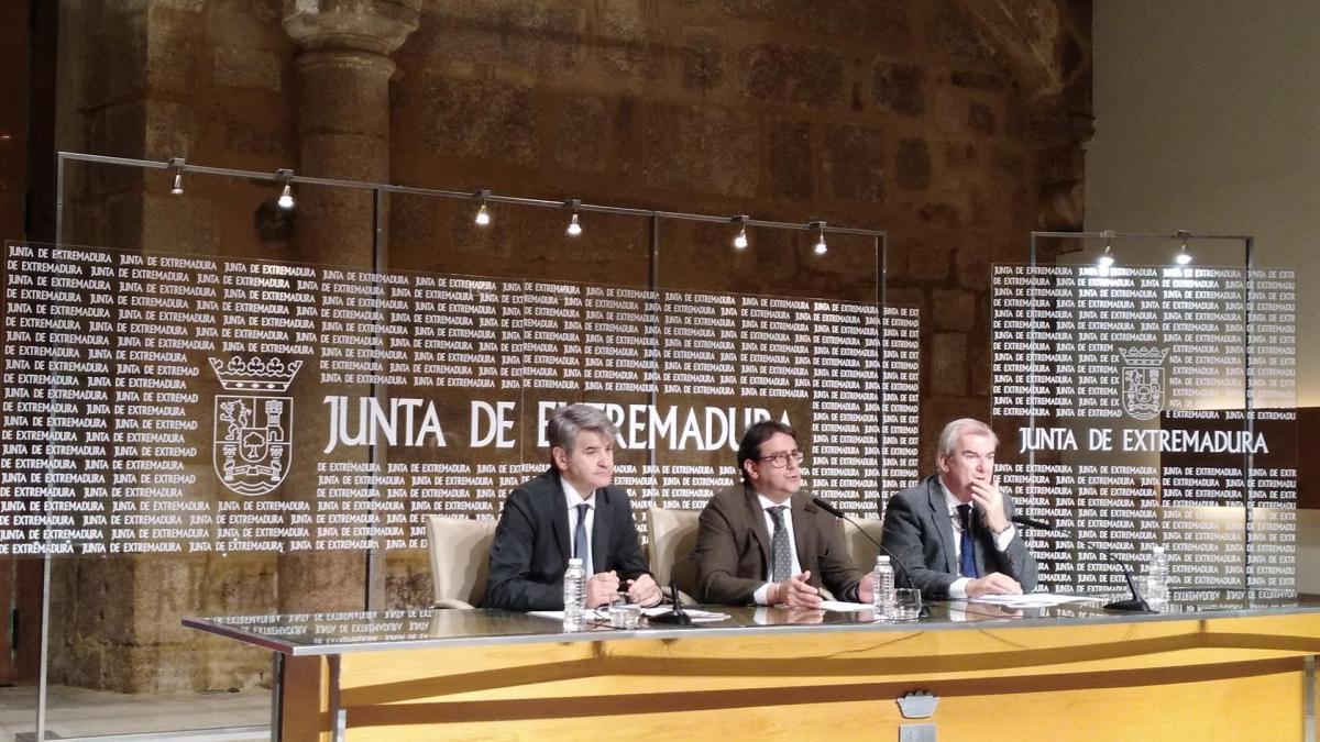 Las listas de espera del SES bajan un 5,49%, pero aún hay 123.254 personas