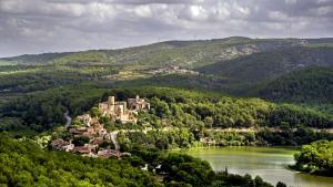 Sede de la Fundación Abertis en el castillo de Castellet, dentro del parque natural del Foix.