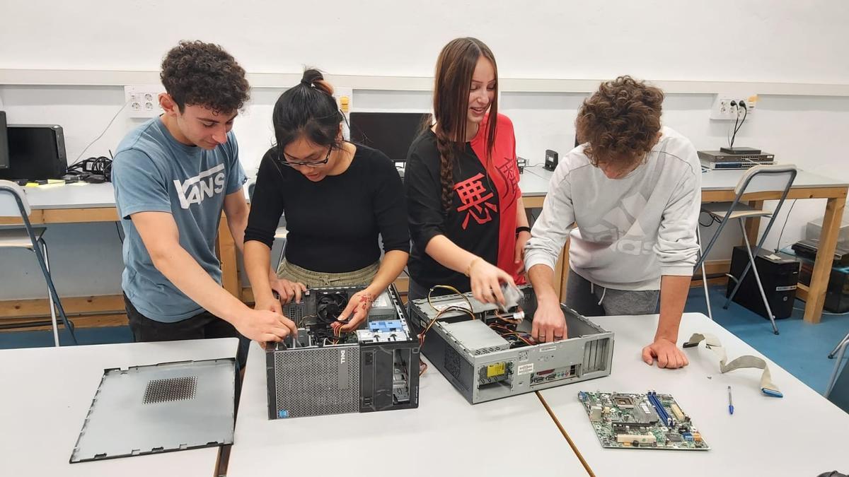 Las nuevas tecnologías y los idiomas, muy presentes en el proyecto educativo del CIDE.