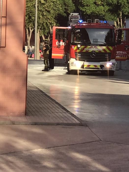 Susto en el colegio de Santa María de Gracia por un incendio en la despensa